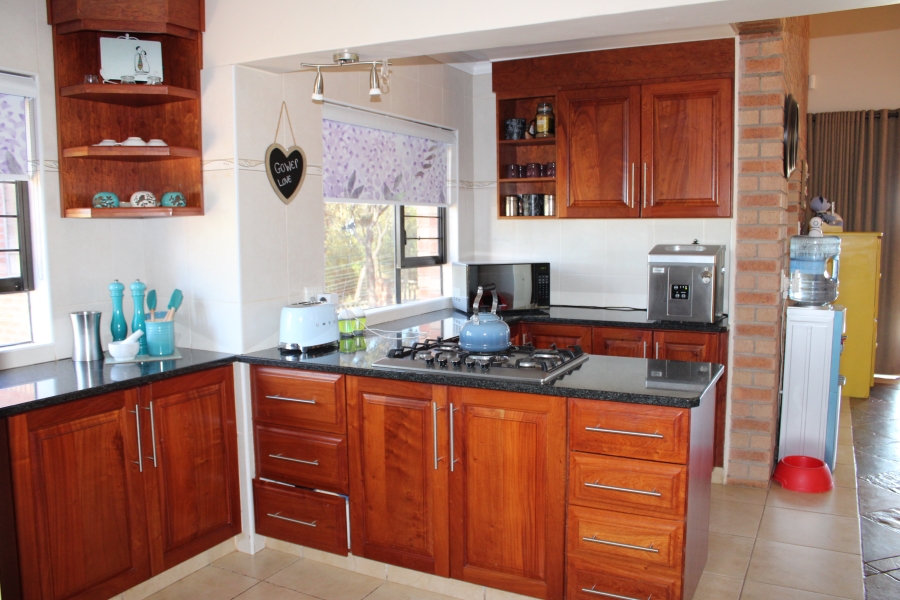 4 Bedroom Property for Sale in Swartruggens North West